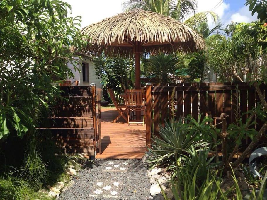 Charmant Bungalow Un P'Tit Coin De Paradis سانت فرانسوا المظهر الخارجي الصورة